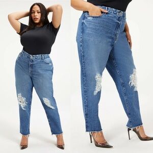 Good American The Weekender in Indigo045 Wash